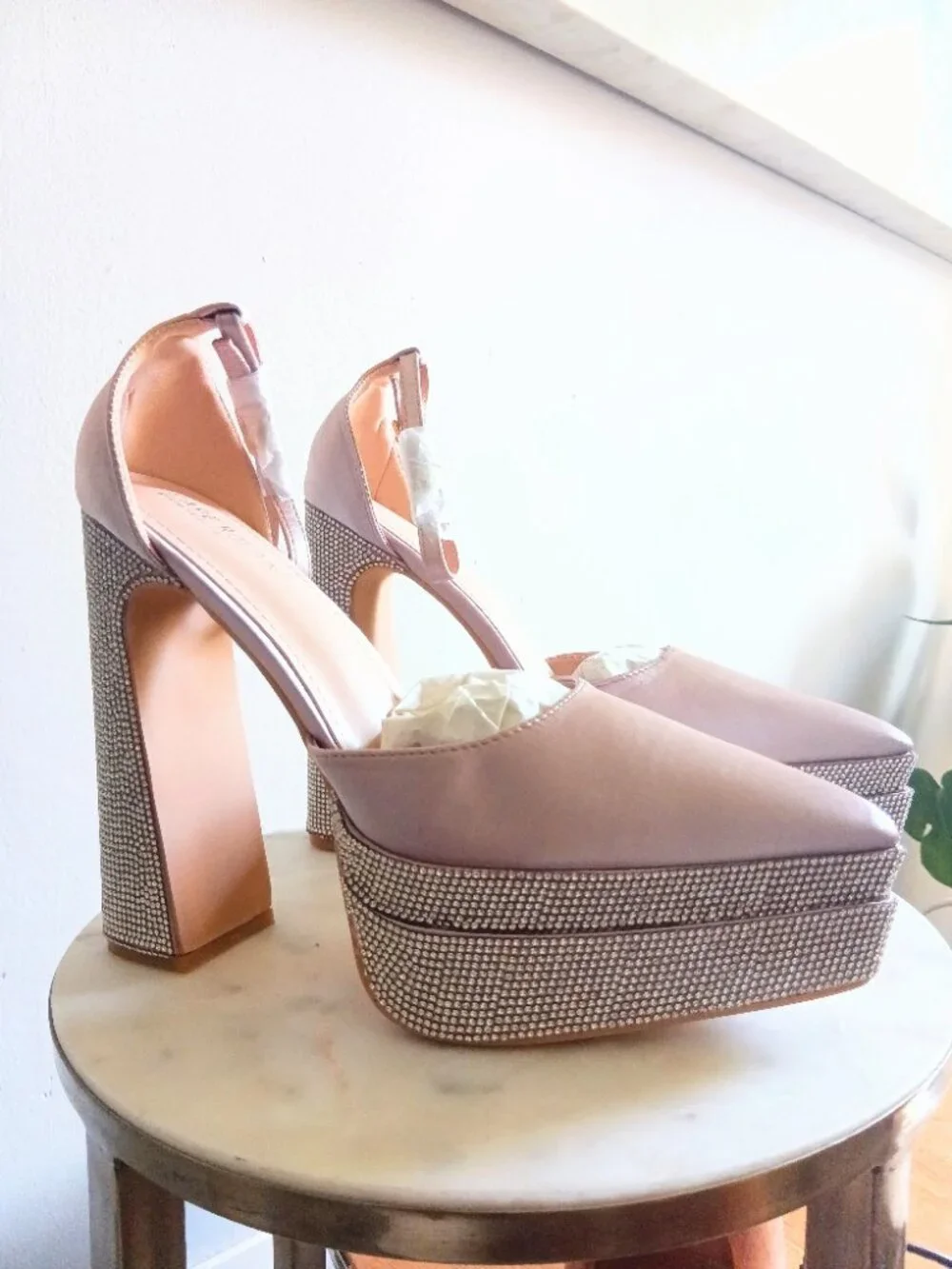 (10/11) Cape Robbin Snow White Rhinestone Embellished Double Platform Heels